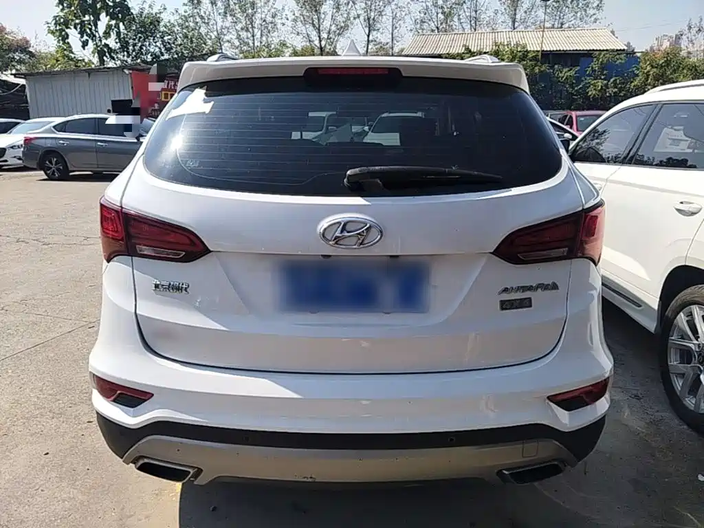 Hyundai Santa Fe — фото 6