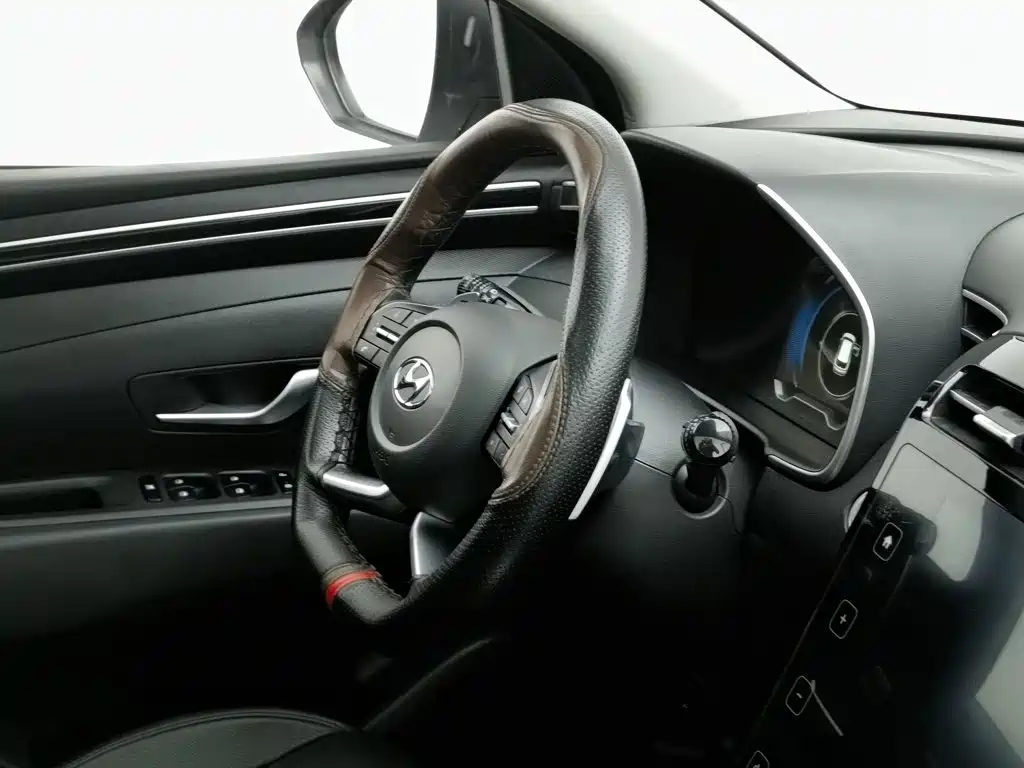 Hyundai Tucson — фото 22