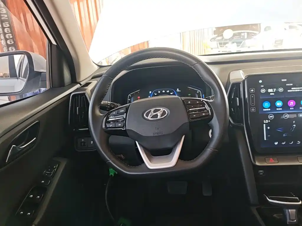 Hyundai ix35 — фото 11