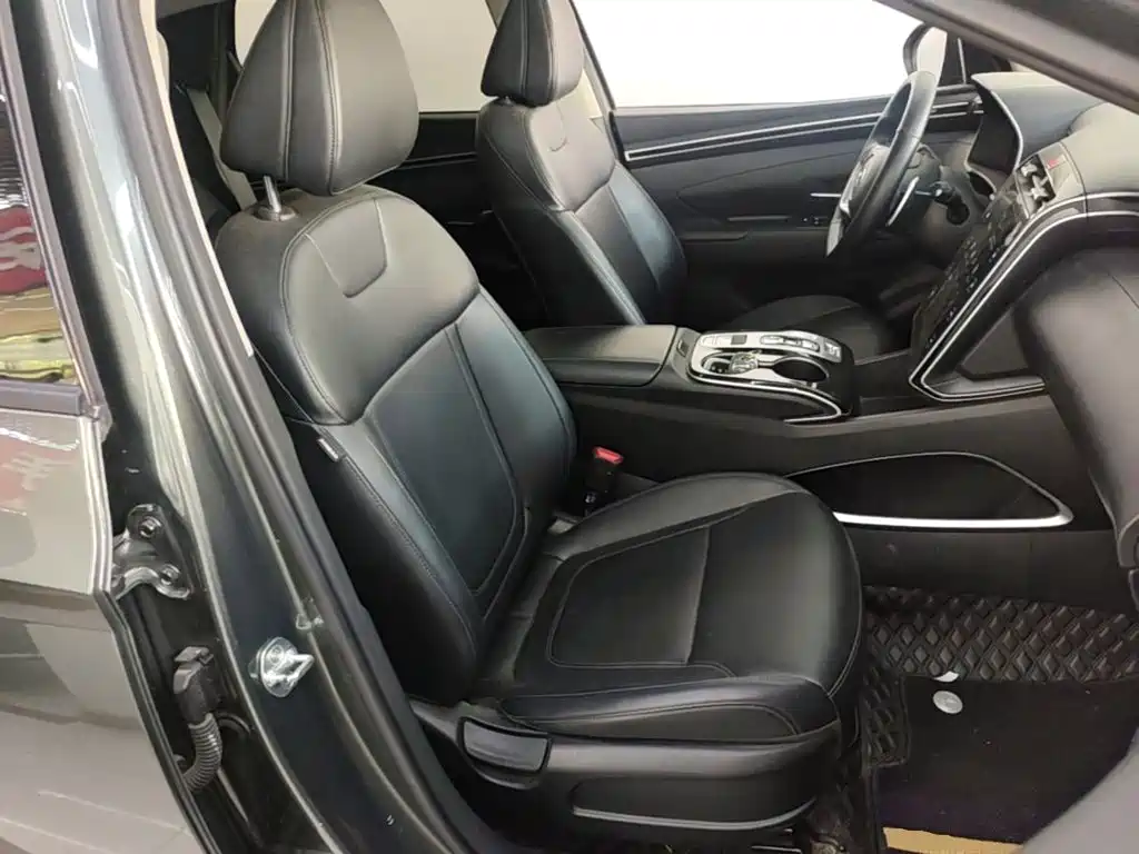 Hyundai Tucson — фото 25