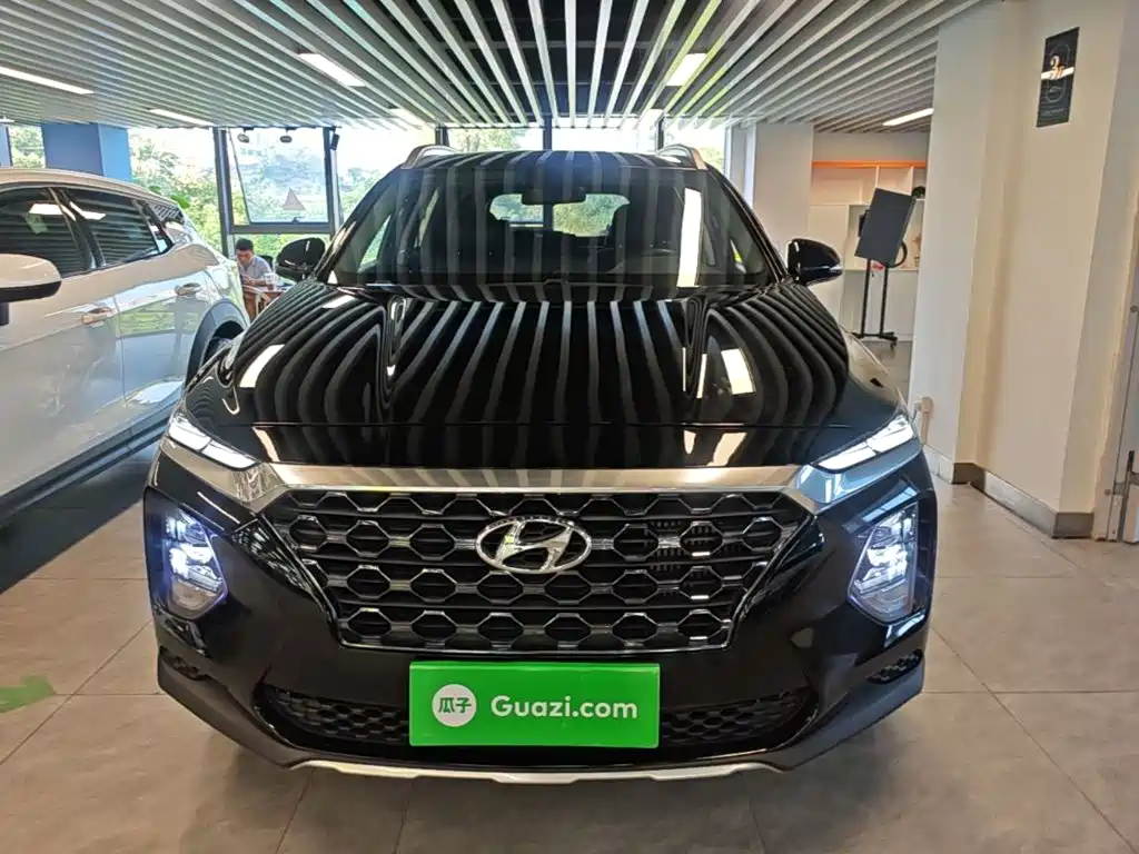 Hyundai Santa Fe — фото 3