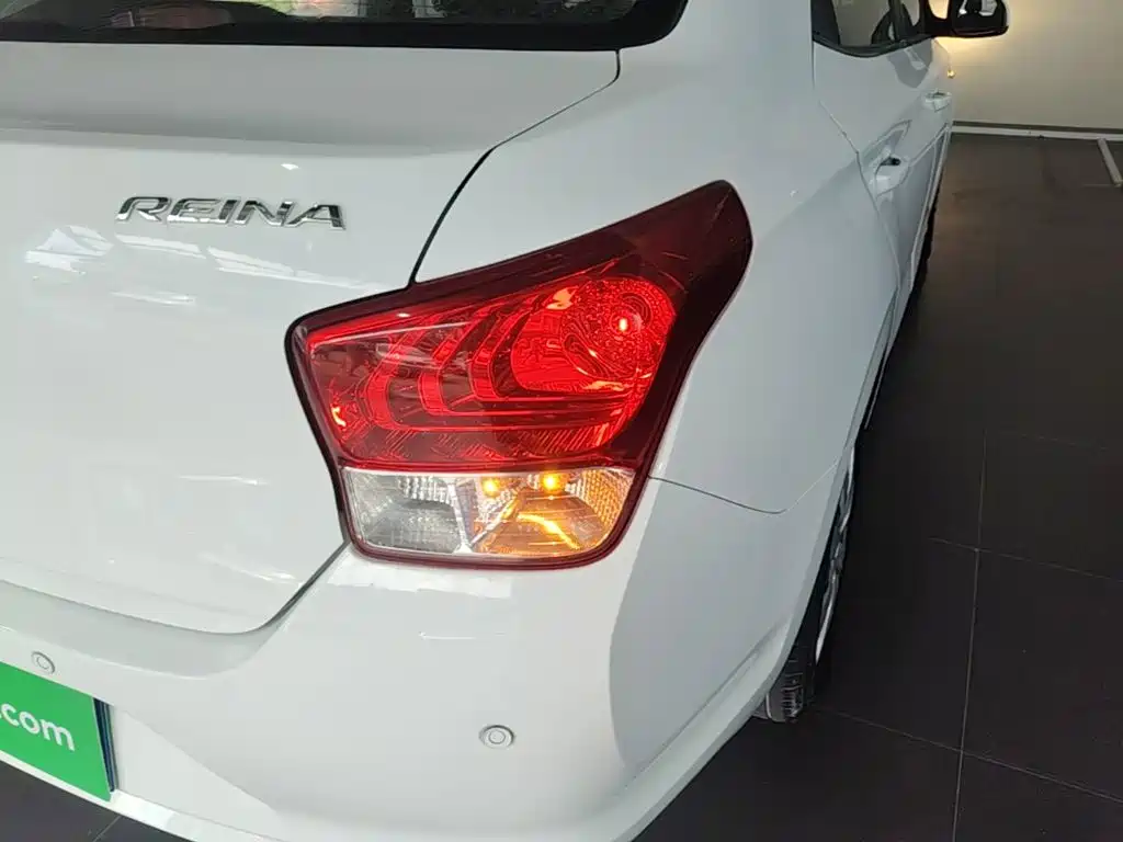 Hyundai Verna — фото 8