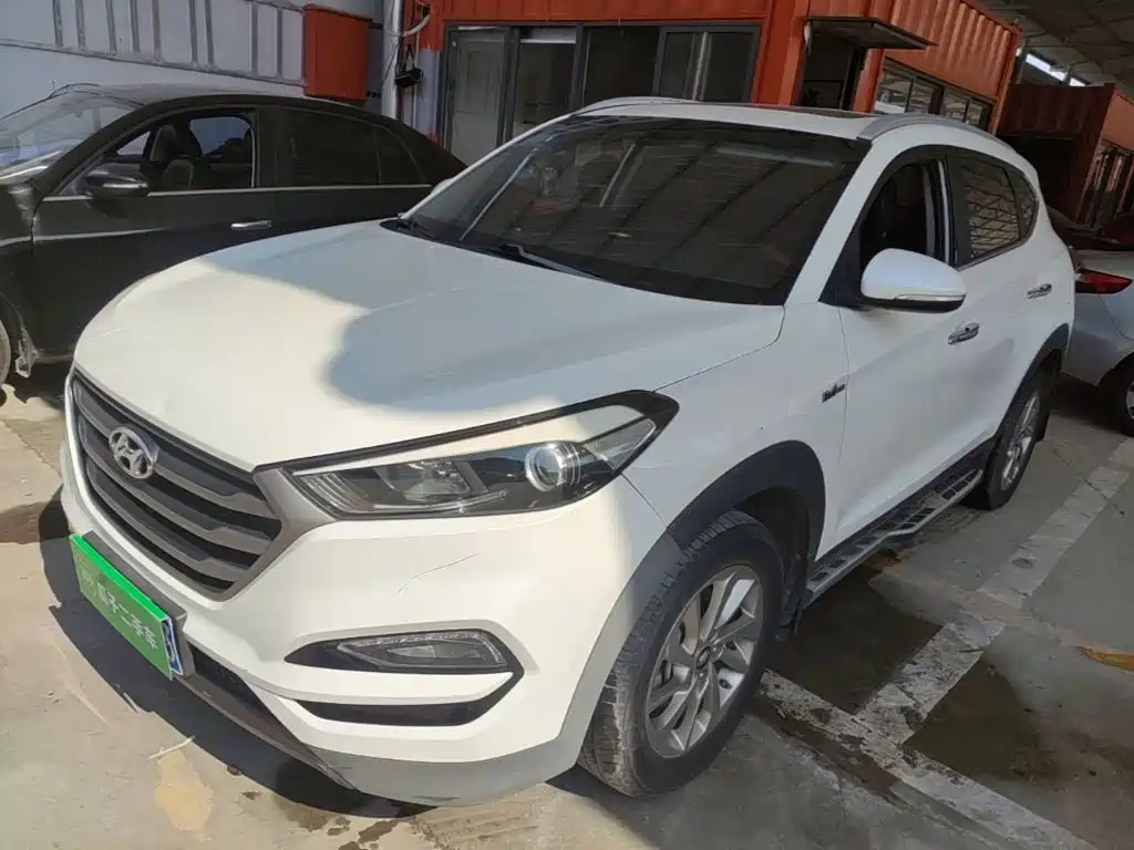 Hyundai Tucson — фото 2