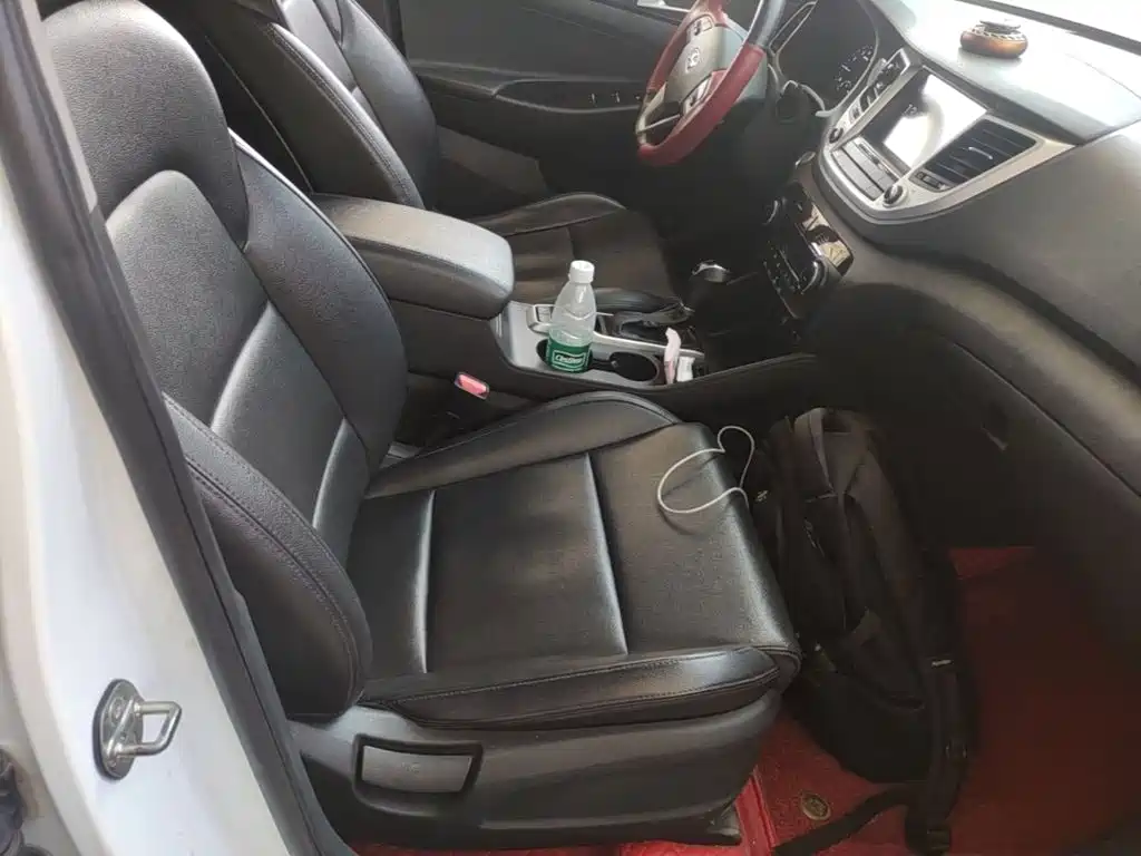 Hyundai Tucson — фото 25