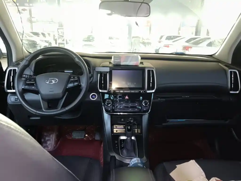 Hyundai ix35 — фото 10