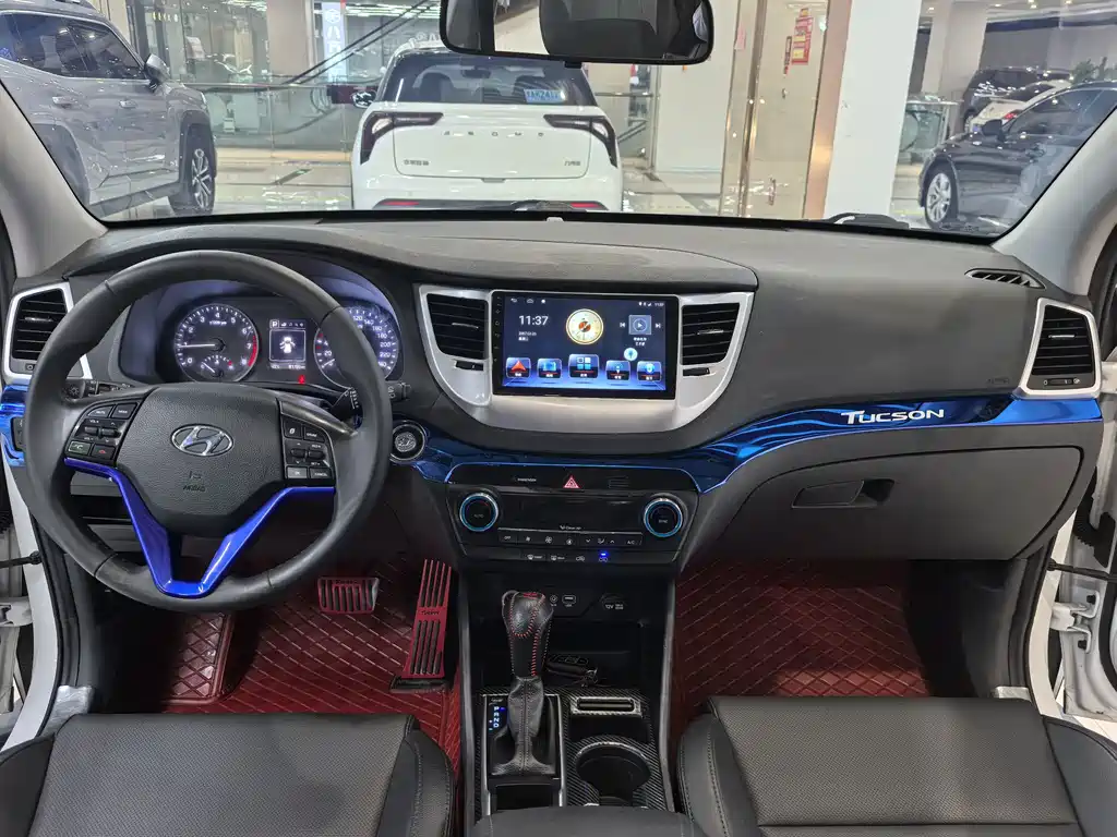 Hyundai Tucson — фото 6
