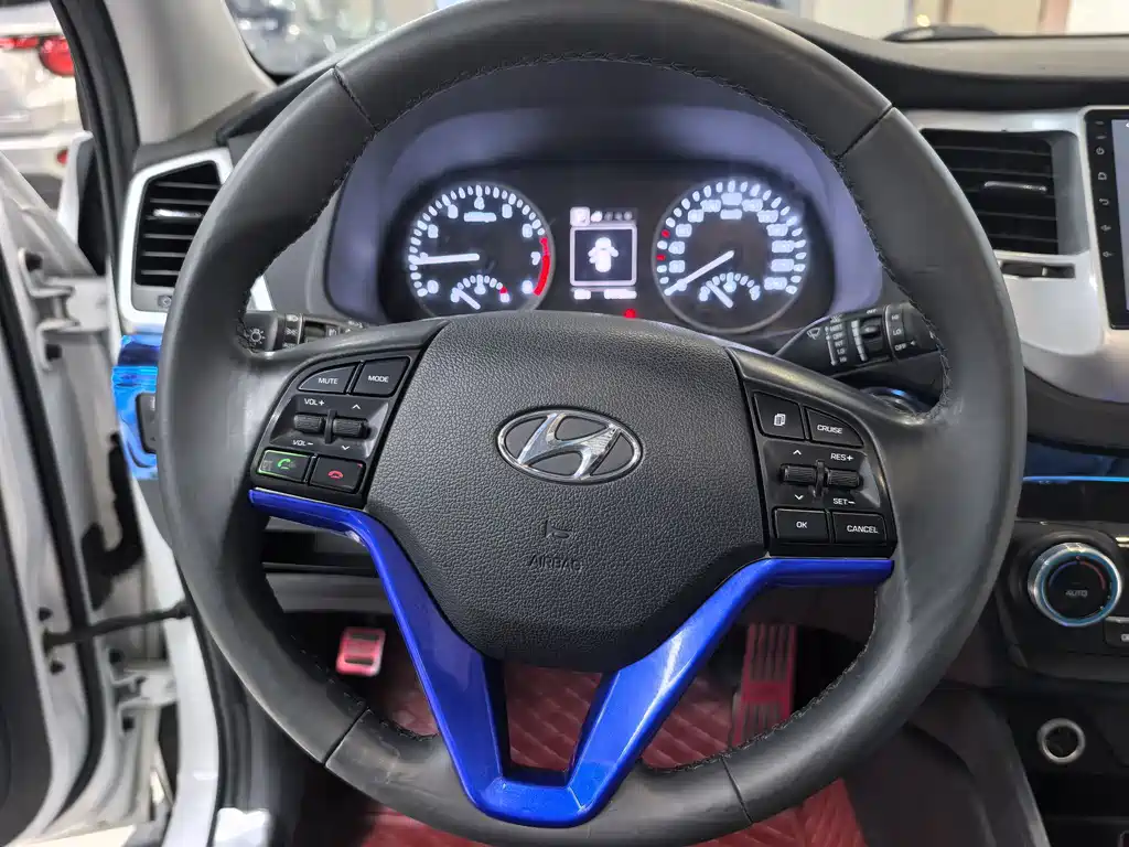 Hyundai Tucson — фото 7
