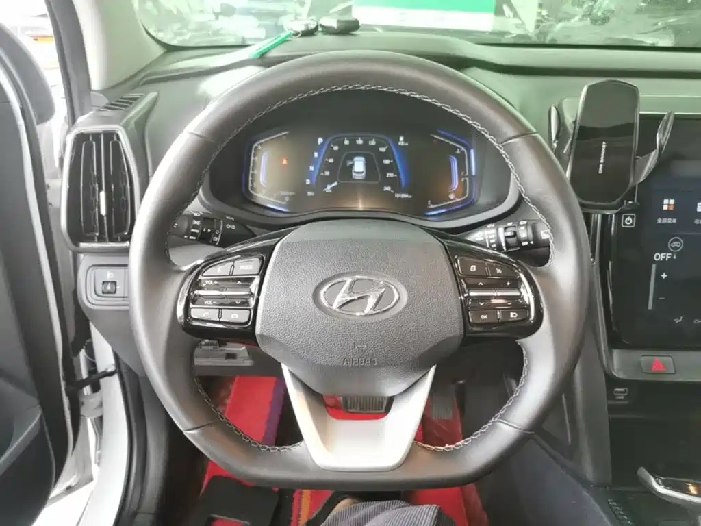Hyundai ix35 — фото 11