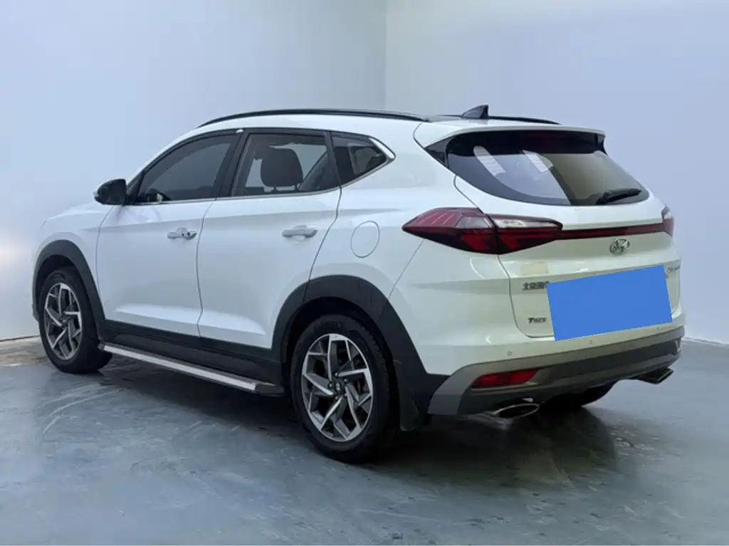 Hyundai Tucson — фото 8