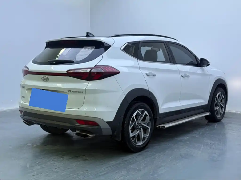 Hyundai Tucson — фото 10