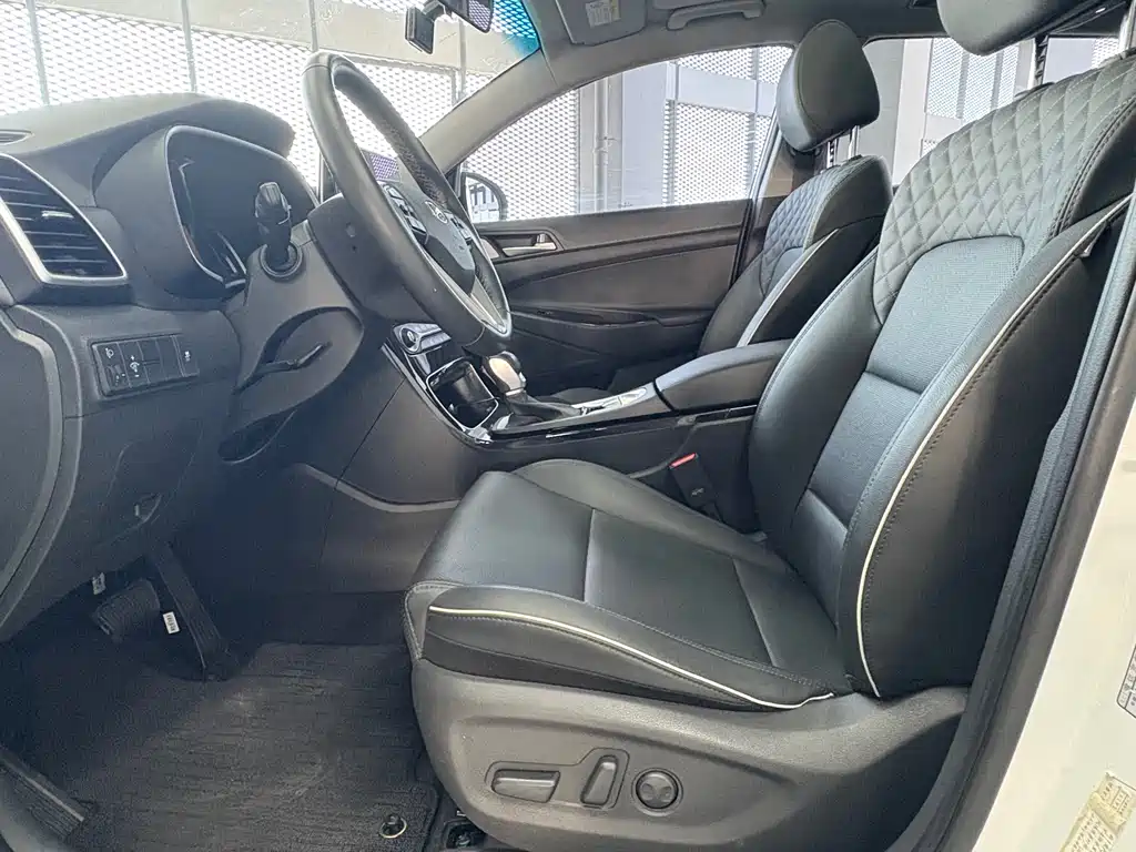 Hyundai Tucson — фото 4