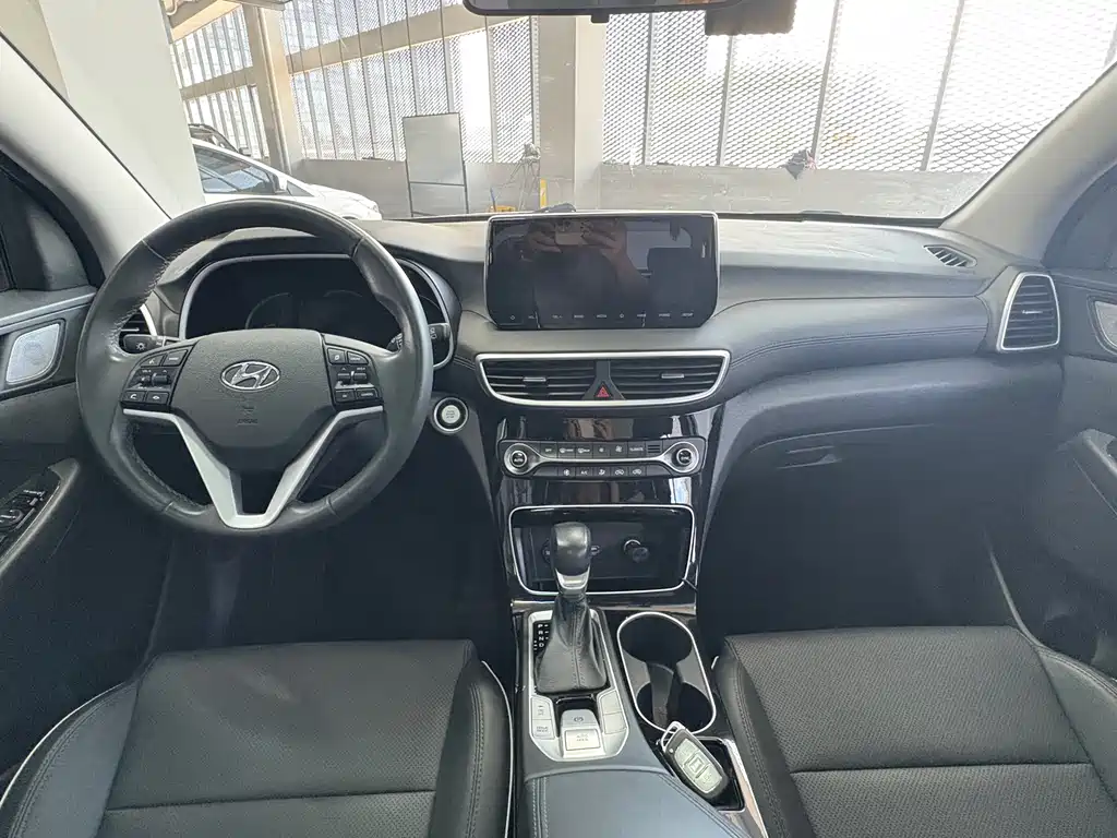 Hyundai Tucson — фото 6