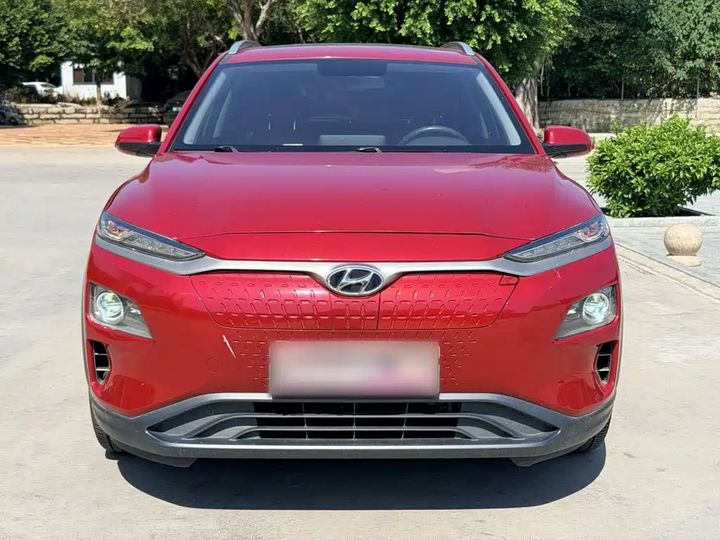 Hyundai Kona Electric — фото 3