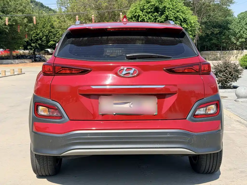 Hyundai Kona Electric — фото 6