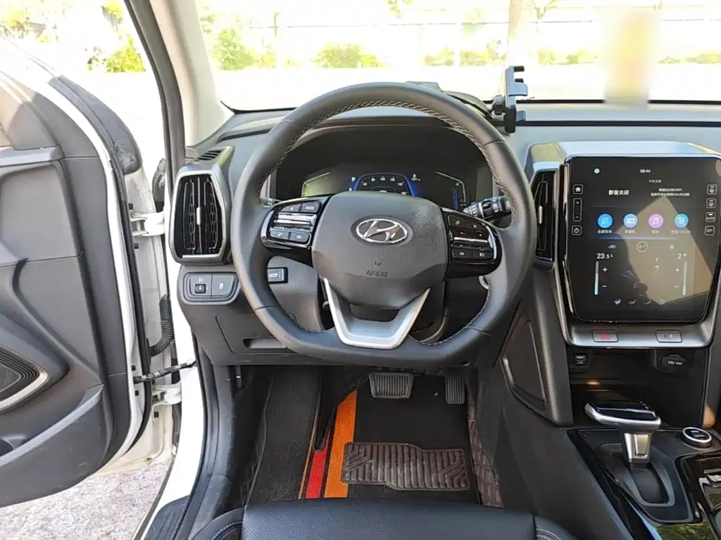 Hyundai ix35 — фото 11