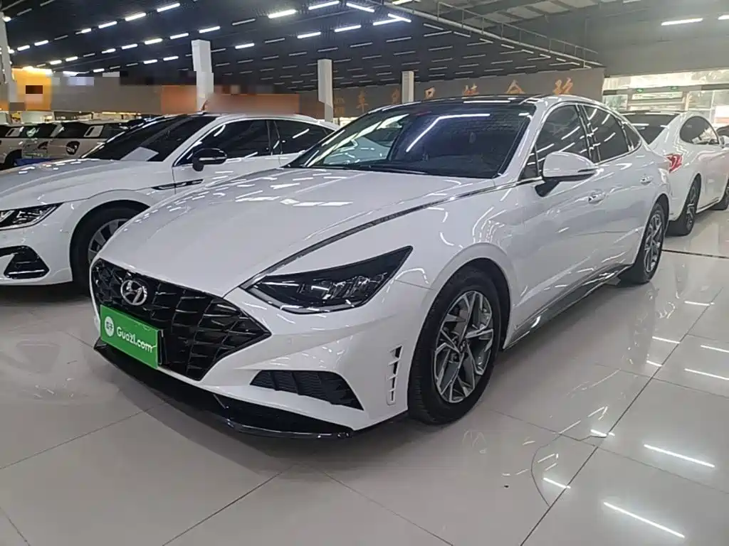 Hyundai Sonata — фото 2
