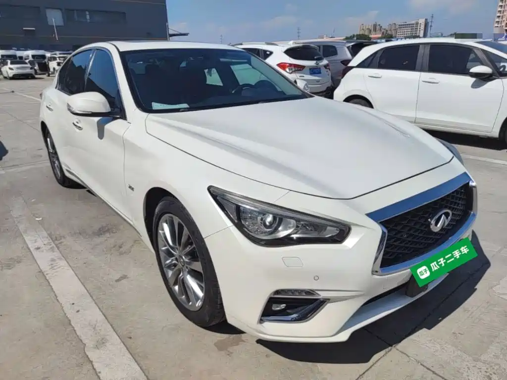 Infiniti Q50L — фото 4