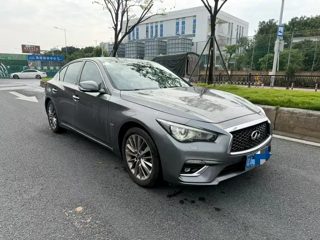 Infiniti Q50L — фото 3