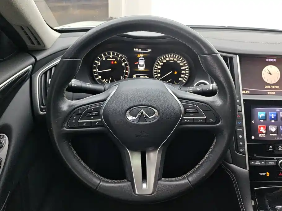 Infiniti Q50L — фото 15