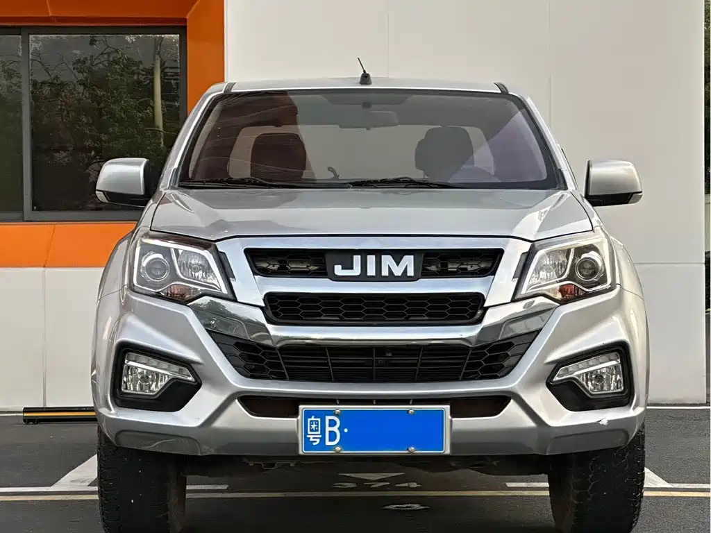 Isuzu RE-MAX Ruimai — фото 2