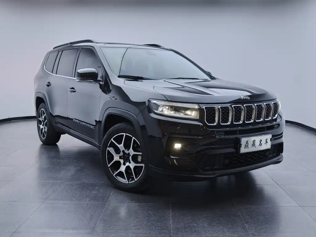 Jeep Grand Commander — фото 3
