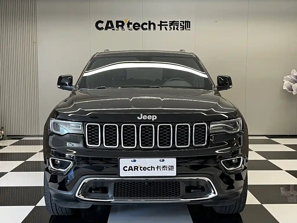 Jeep Grand Cherokee (Import) — фото 3