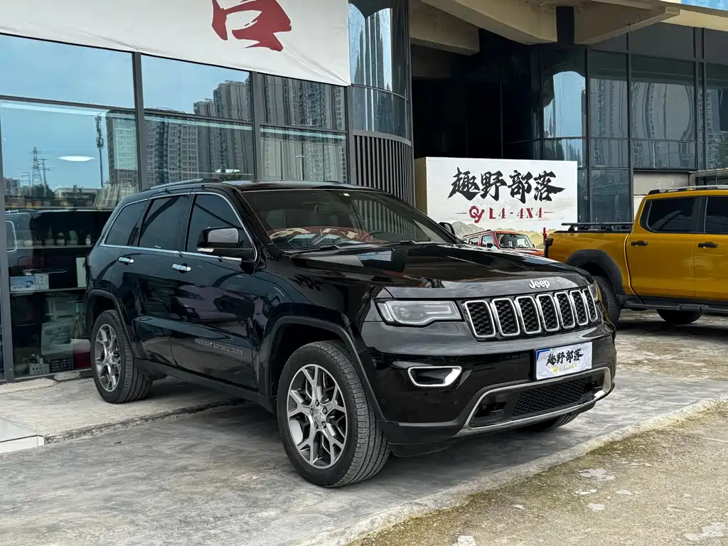 Jeep Grand Cherokee (Import) — фото 3