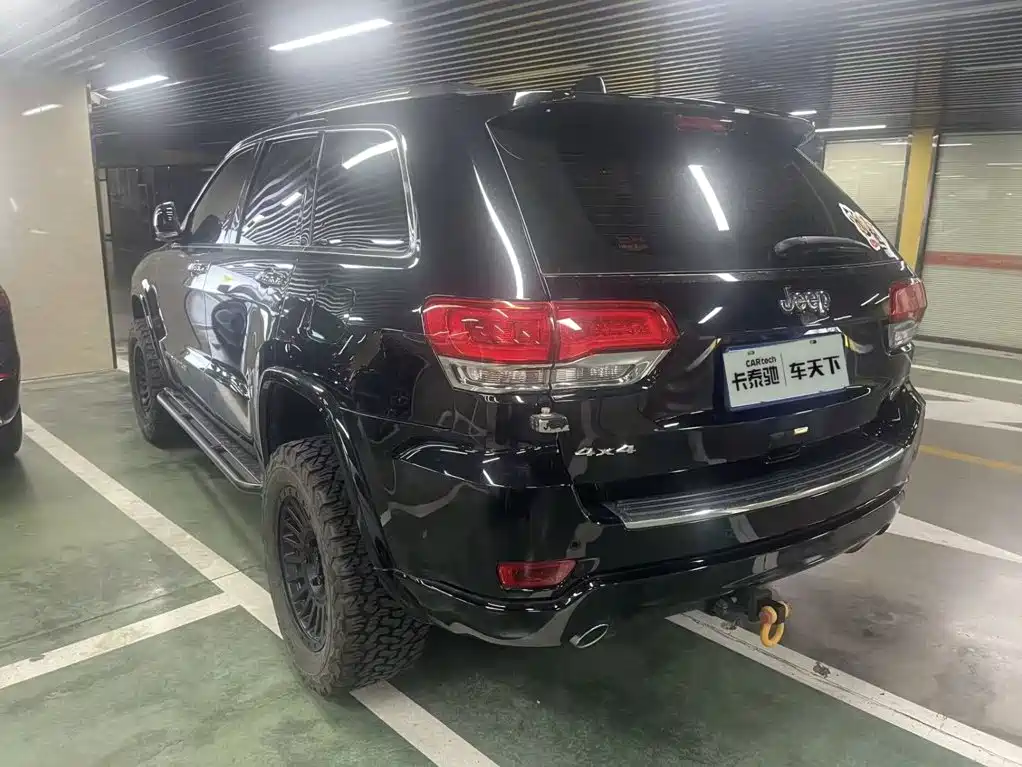 Jeep Grand Cherokee (Import) — фото 4