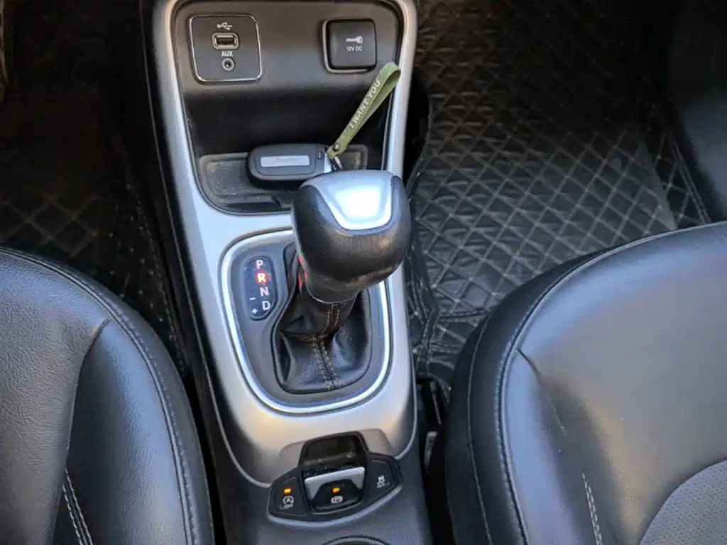Jeep Compass — фото 14