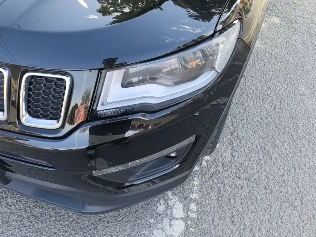 Jeep Compass — фото 24