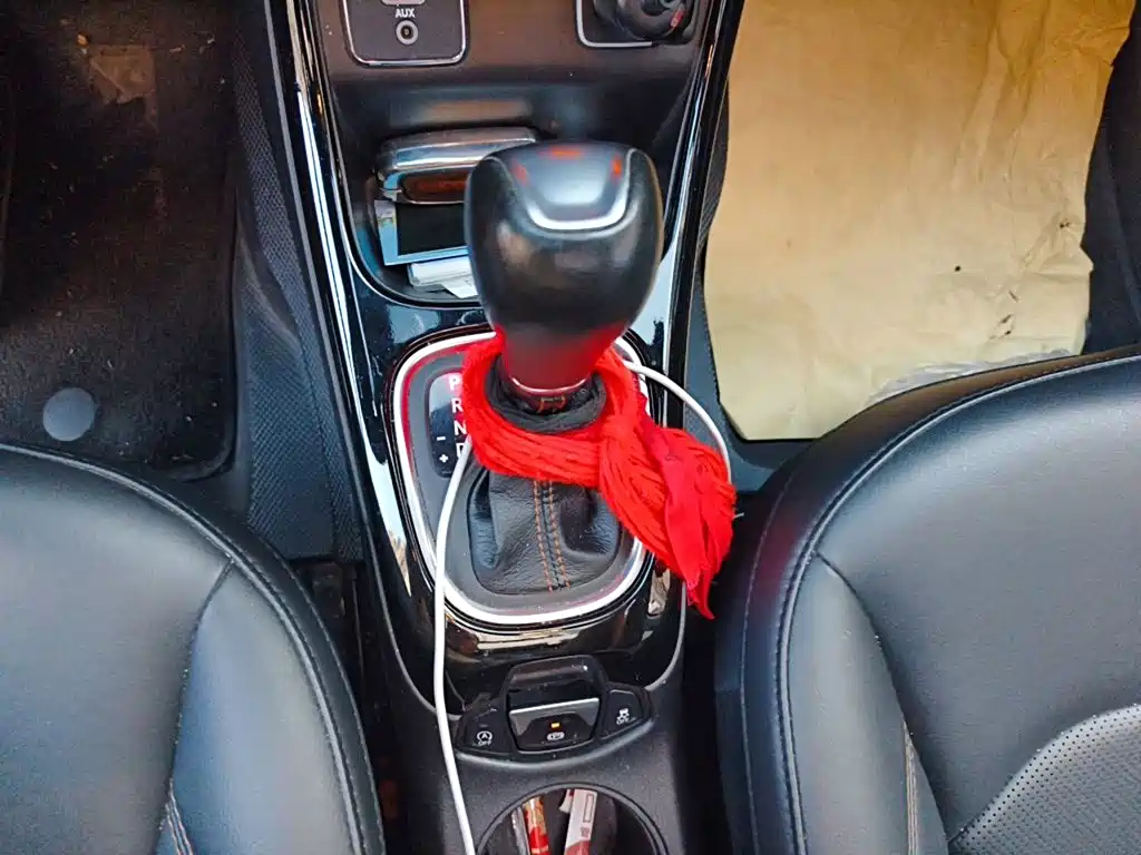 Jeep Compass — фото 10