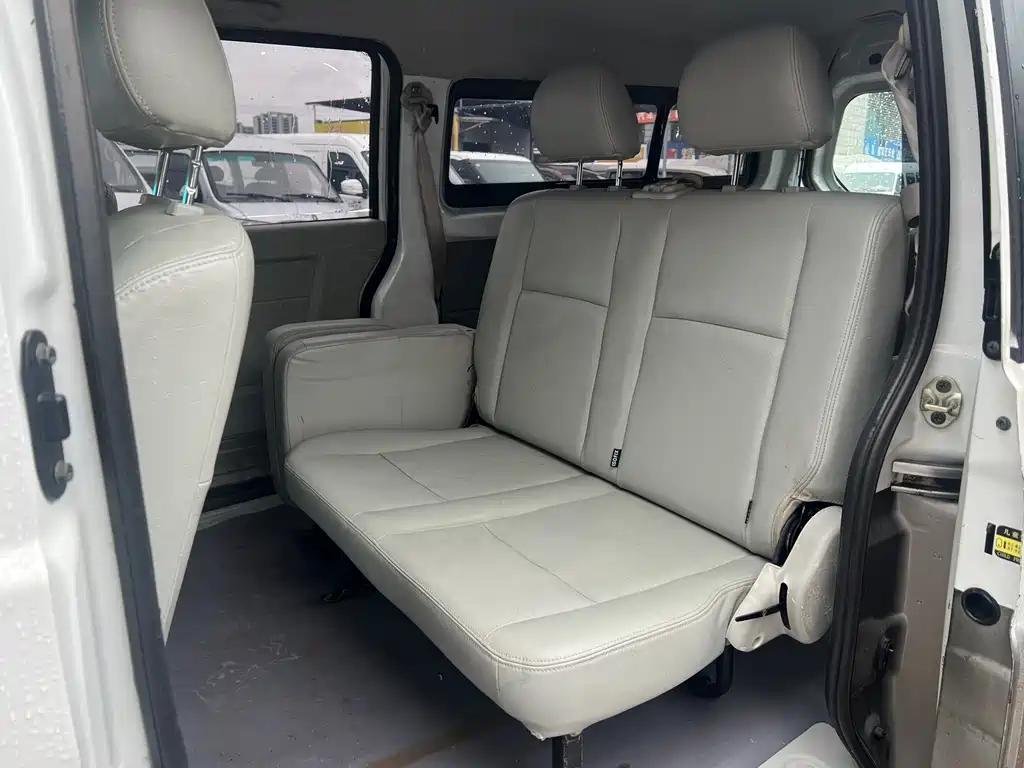 Jinbei Hiace X30L — фото 8