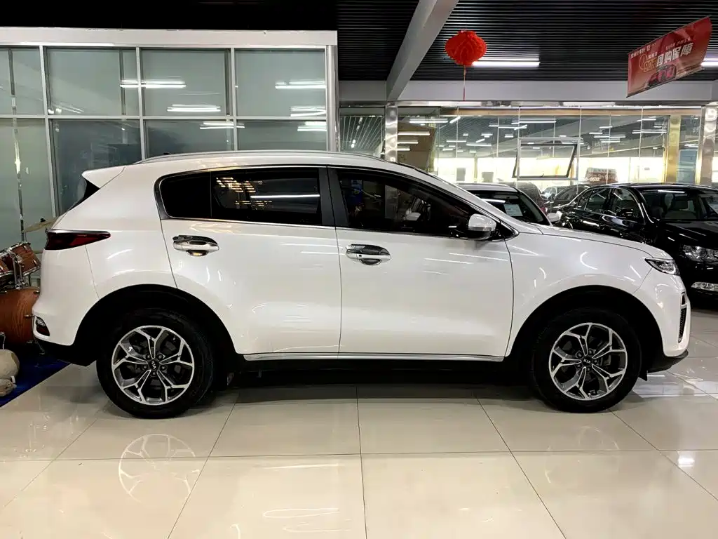 Kia KX5 — фото 4