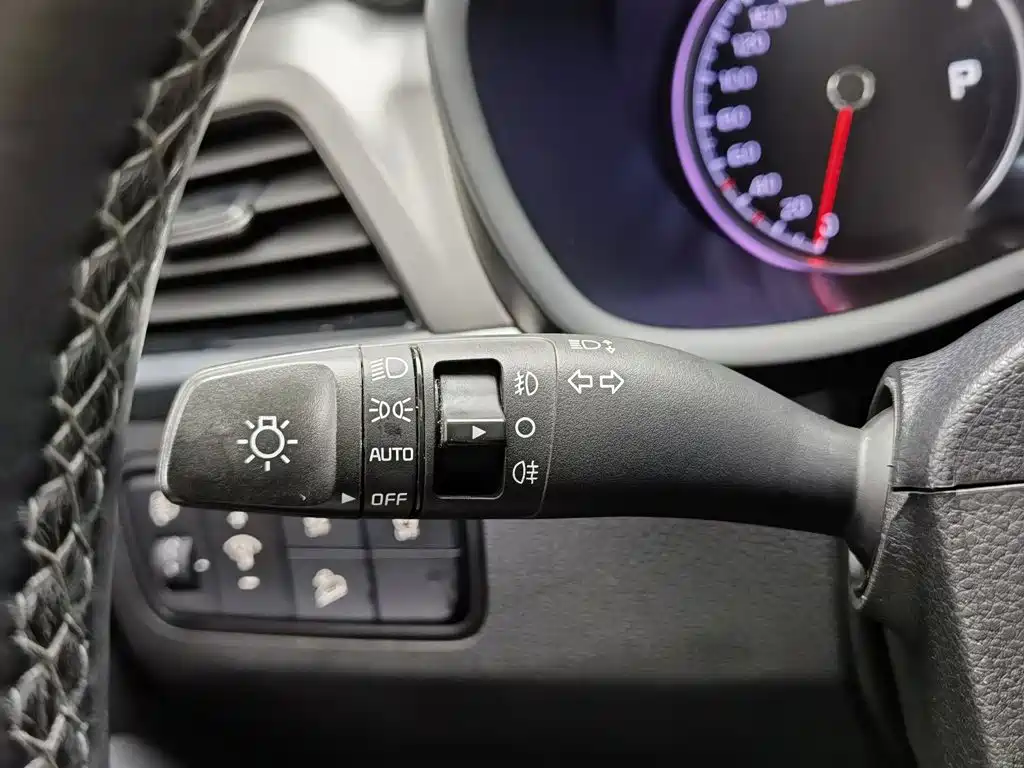 Kia Sportage — фото 21