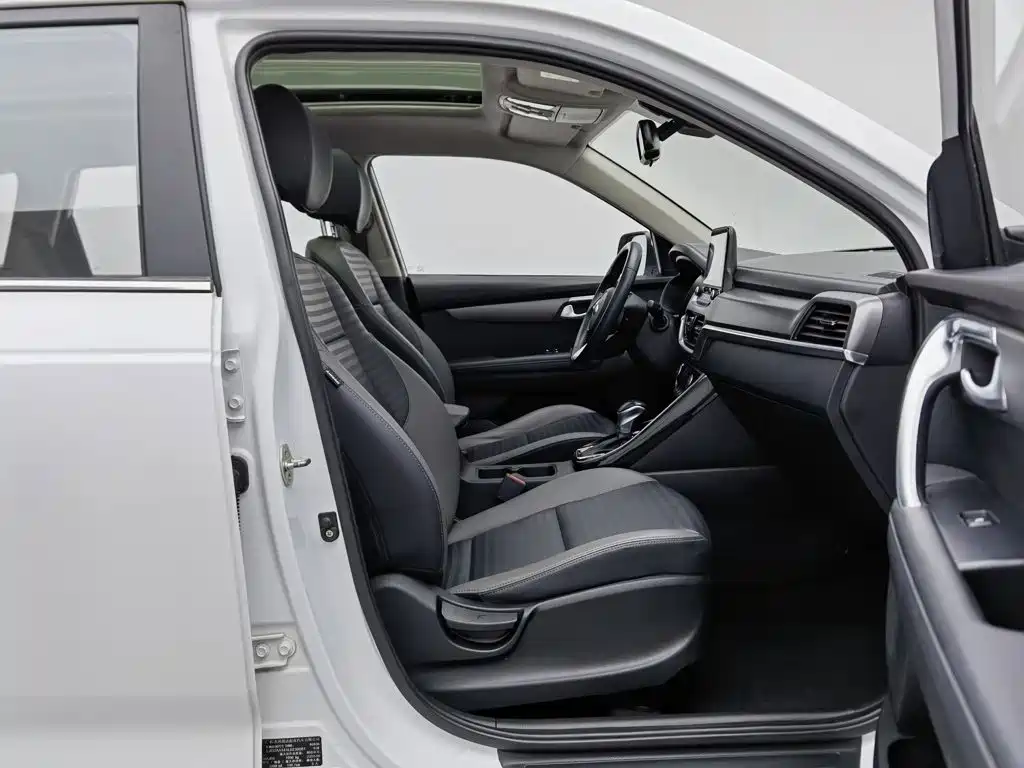Kia Sportage — фото 23