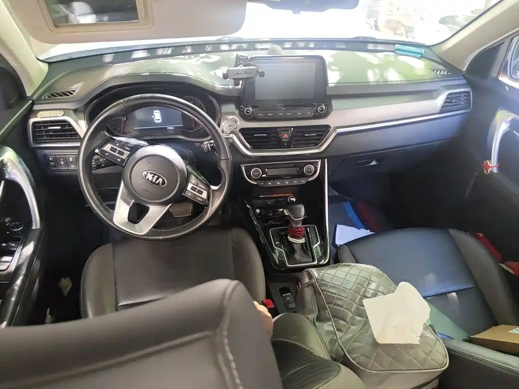 Kia Sportage — фото 5