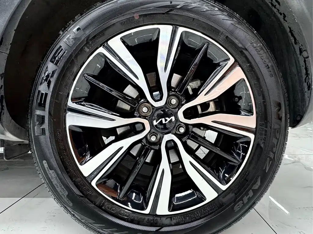 Kia KX1 — фото 19