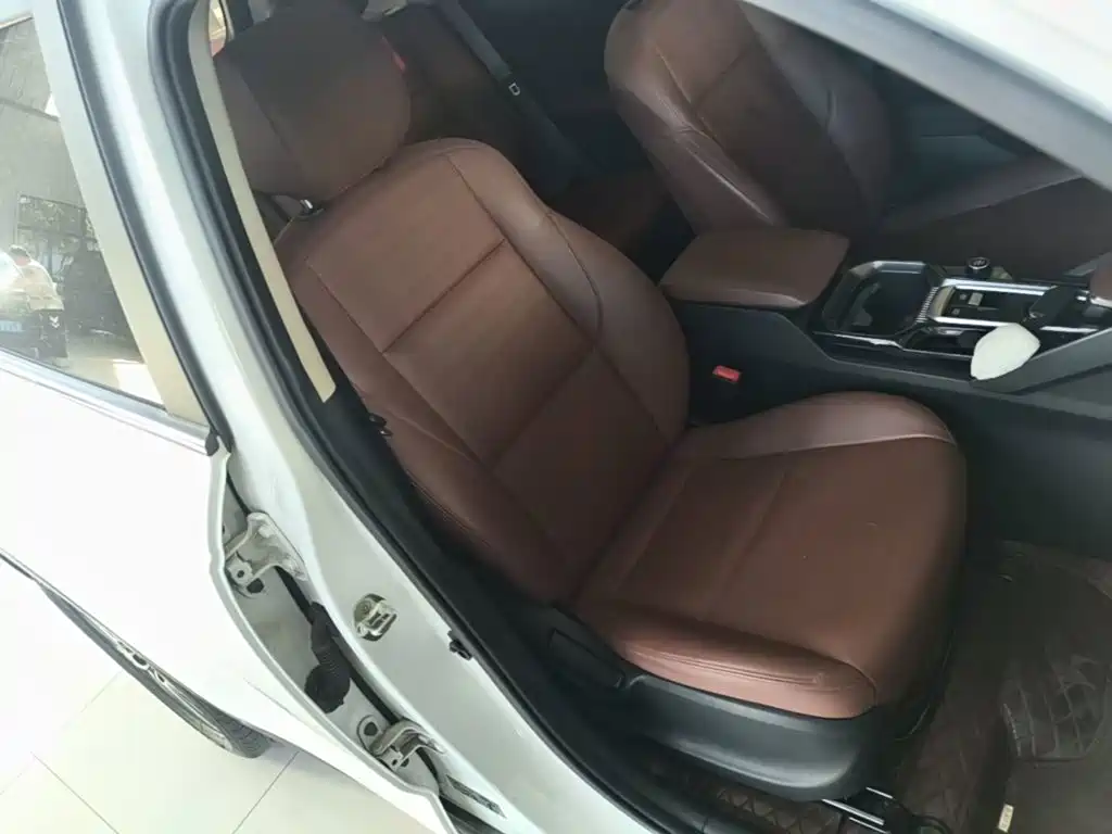 Kia Sportage — фото 25