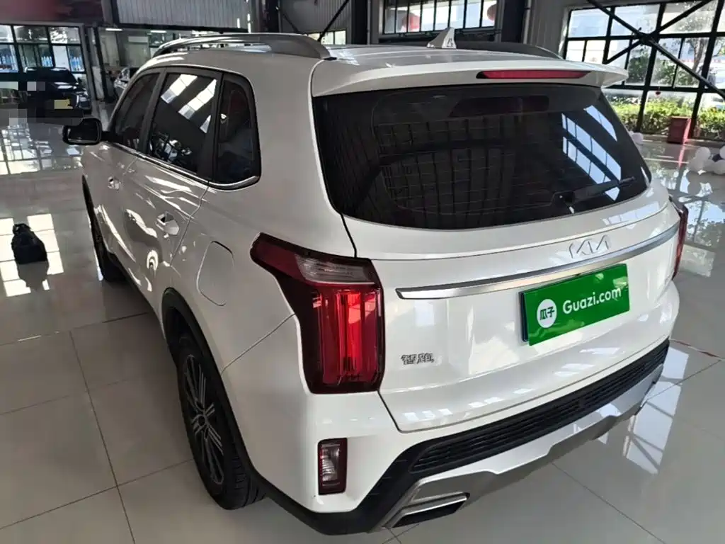 Kia Sportage — фото 5