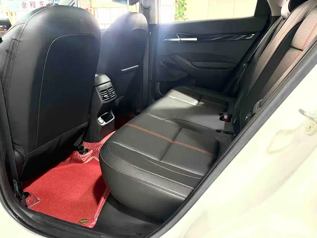Kia KX3 — фото 9