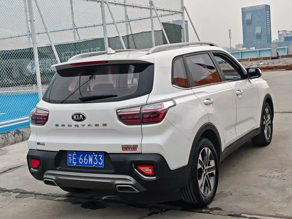 Kia Sportage — фото 5