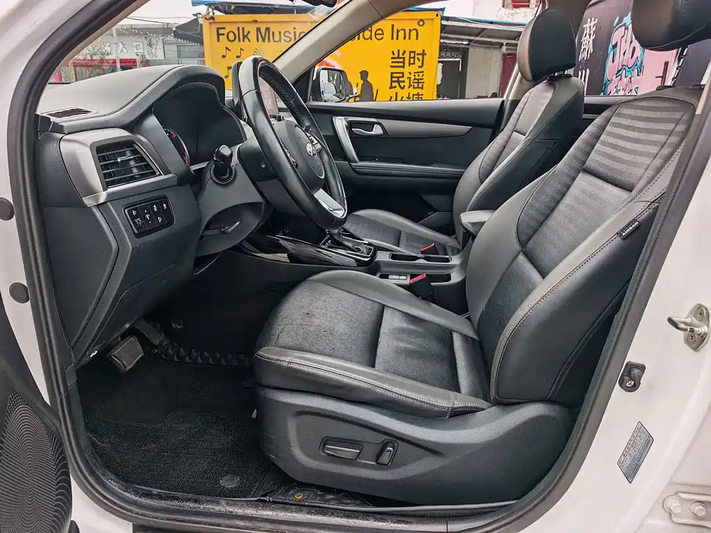 Kia Sportage — фото 10