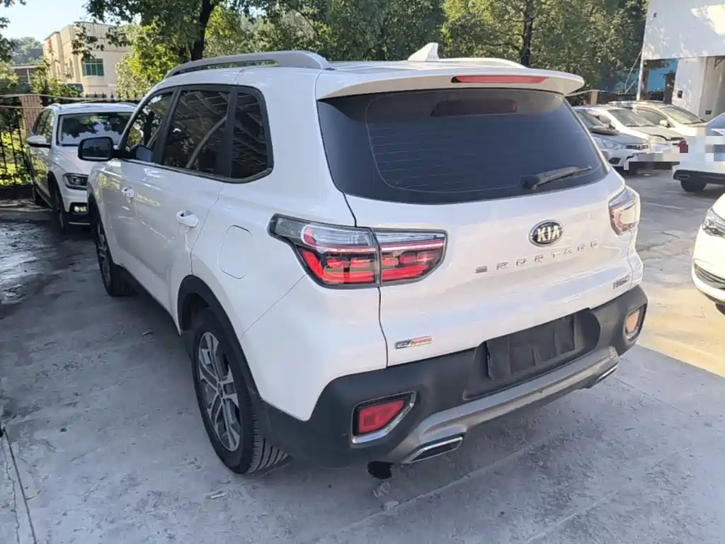 Kia Sportage — фото 5