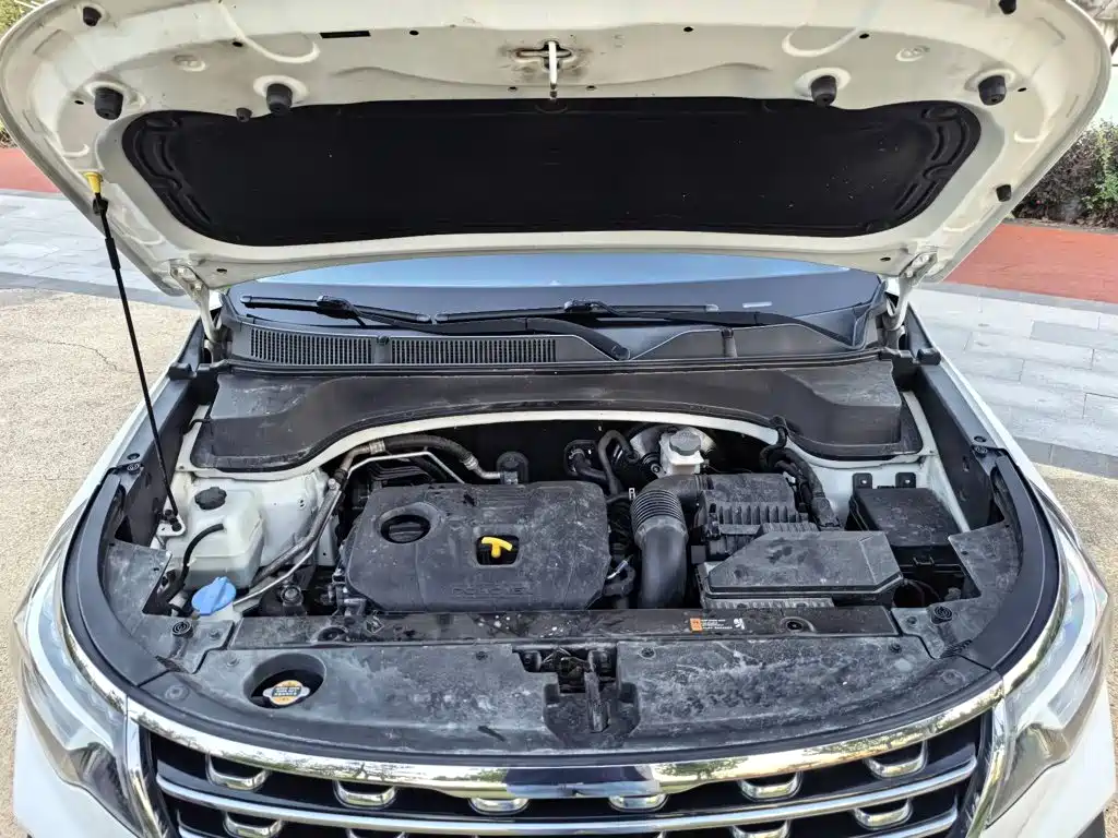 Kia Sportage — фото 13