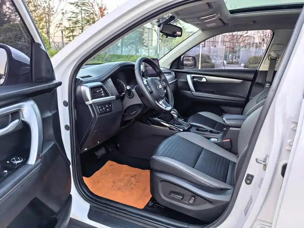 Kia Sportage — фото 5