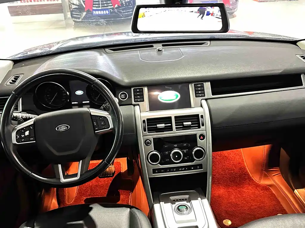 Land Rover Discovery Sport — фото 10