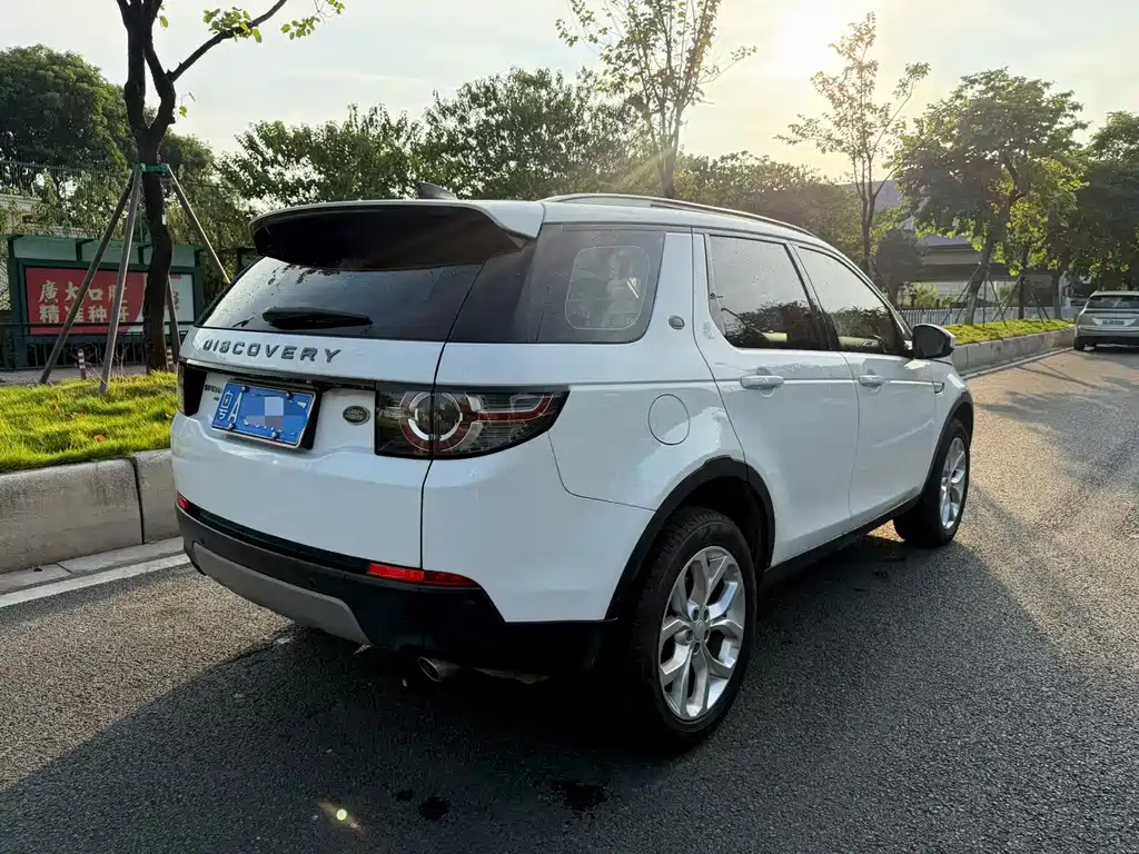 Land Rover Discovery Sport — фото 4