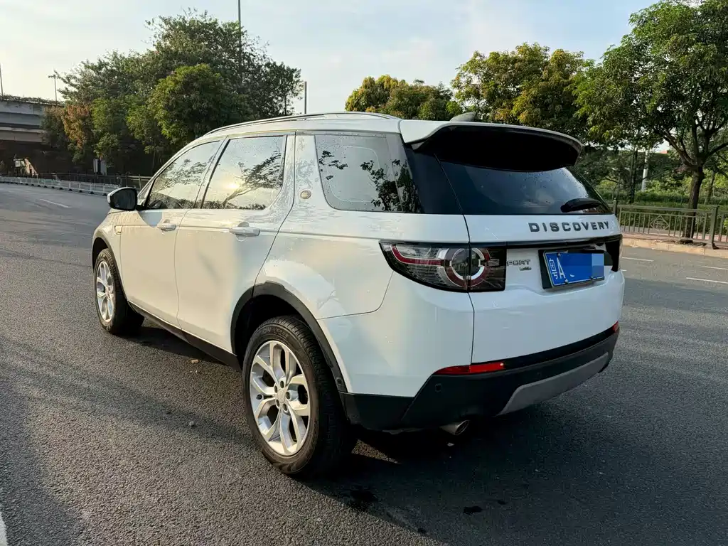 Land Rover Discovery Sport — фото 5