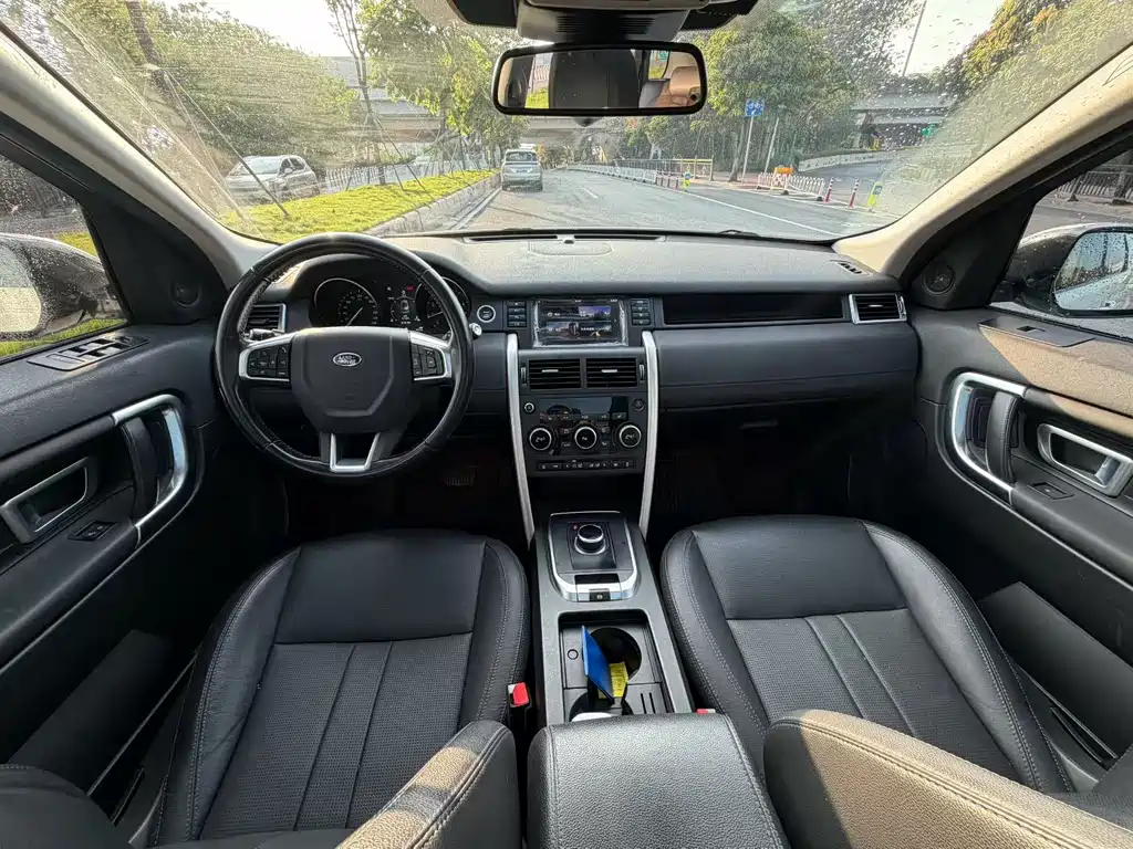 Land Rover Discovery Sport — фото 9