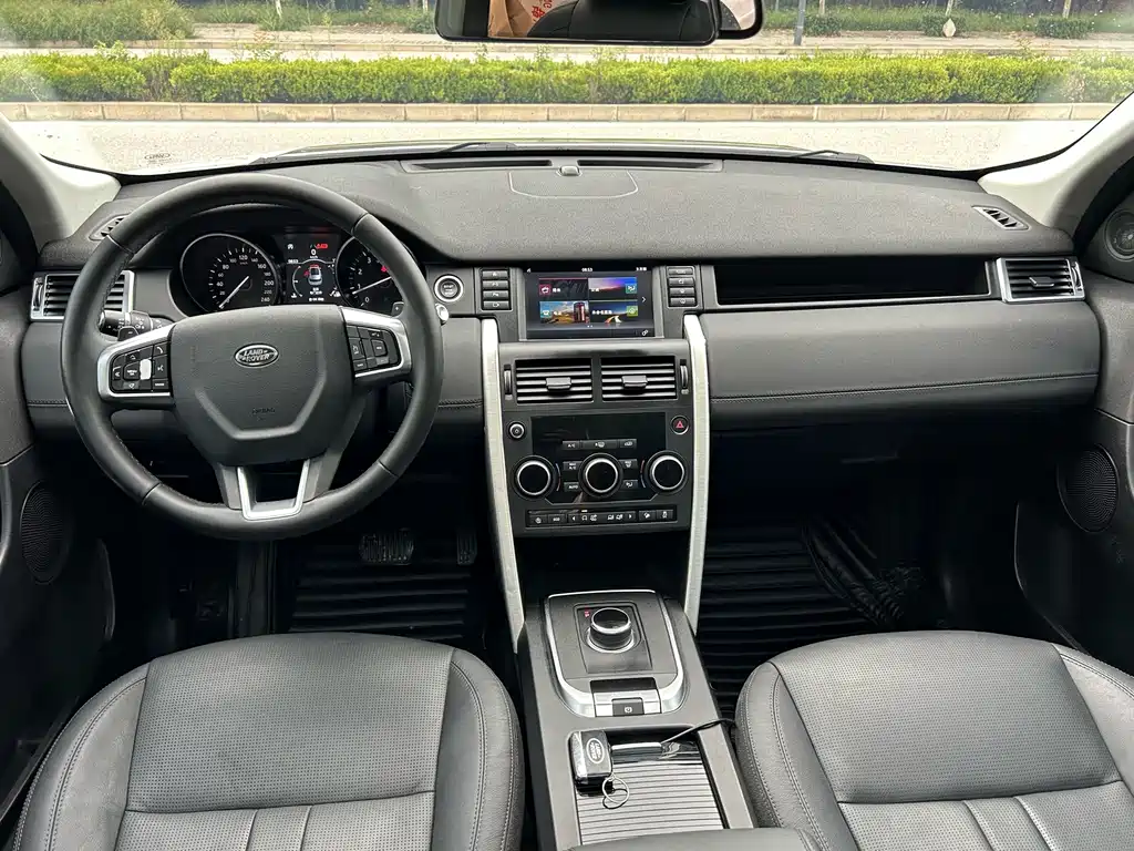 Land Rover Discovery Sport — фото 4